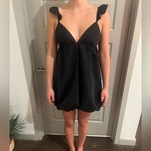 Elegant Black Sleeveless Dress